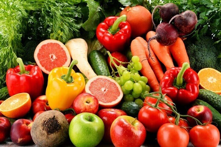 In order to lose weight, the daily diet should contain the most vegetables and fruits