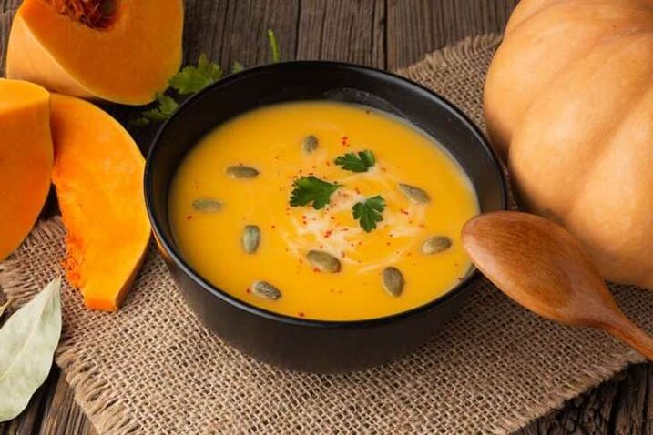Pumpkin puree soup included in the diet promotes effective weight loss